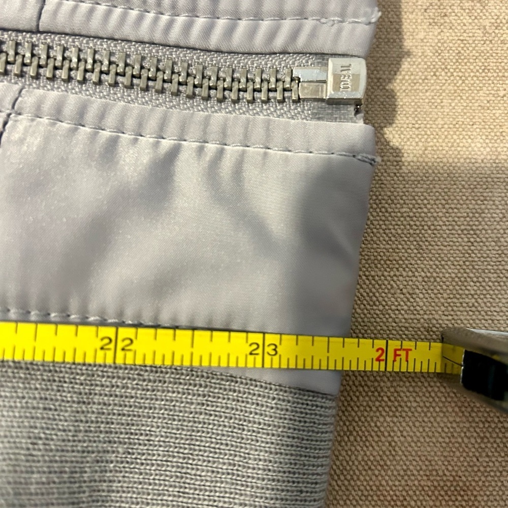 🩶💜NWT GAP Silver Bomber Jacket w/ Lavender Lining Zip Front w/ Pockets Size M - Picture 13 of 13
